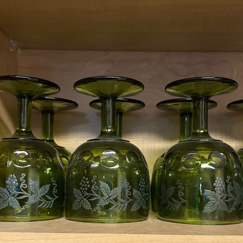 Elegant Green Etched 8 Glasses very very old.
My great Grandmas 1940s